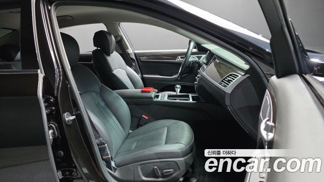 Genesis G80 2018 — photo 16