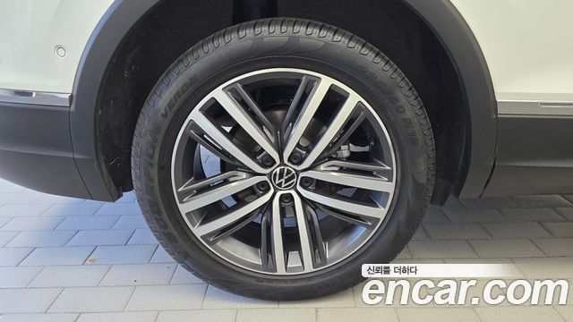 Volkswagen Tiguan 2023 — photo 5