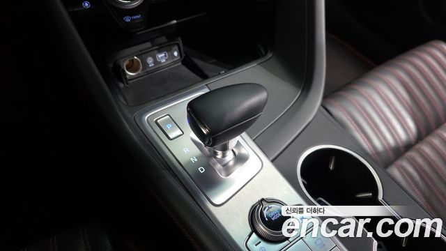 Genesis G70 2019 — photo 9