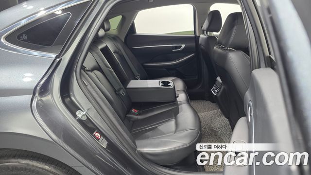 Hyundai Sonata 2020 — photo 18