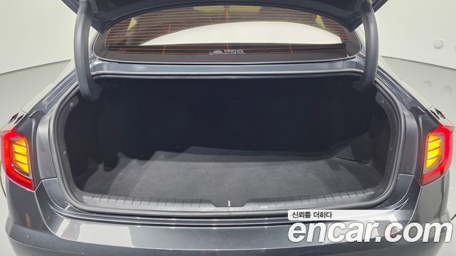 Hyundai Sonata 2020 — photo 25