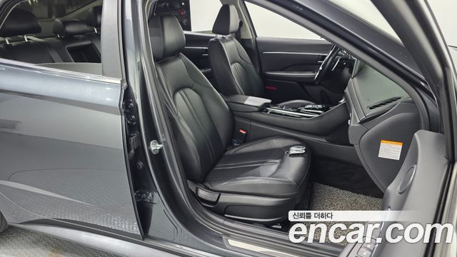 Hyundai Sonata 2020 — photo 16
