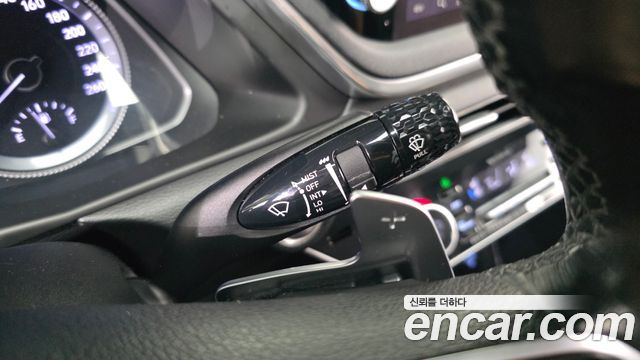 Hyundai Sonata 2020 — photo 28