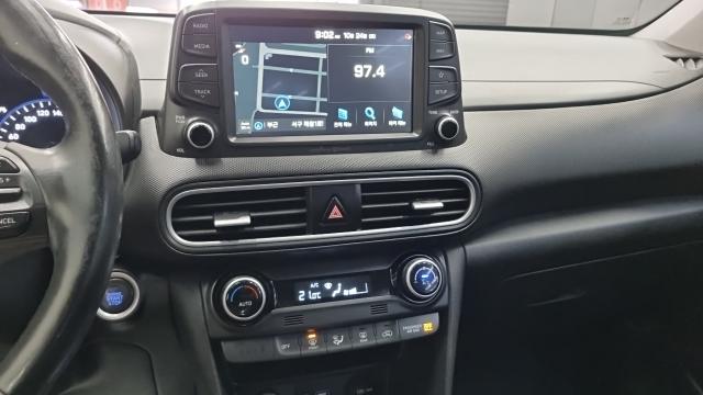 Hyundai Kona 2018 — photo 13