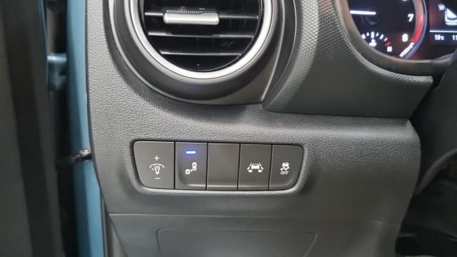 Hyundai Kona 2018 — photo 16