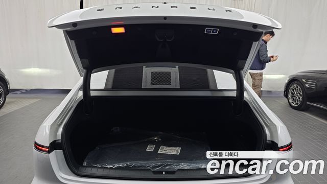 Hyundai Grandeur 2026 — photo 20