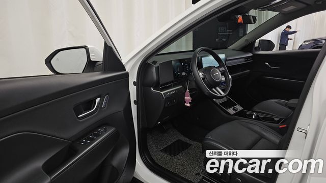 Hyundai Kona 2023 — photo 13