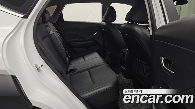 Hyundai Kona 2023 — photo 17