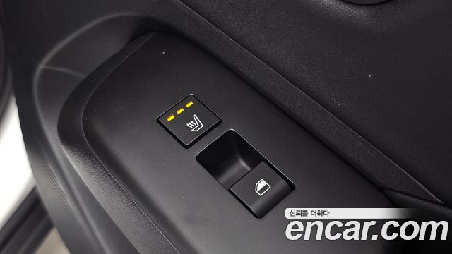 Hyundai Kona 2023 — photo 35