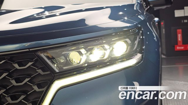 Kia Sorento 2023 — photo 8