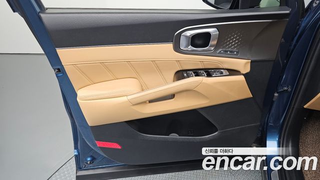 Kia Sorento 2023 — photo 14