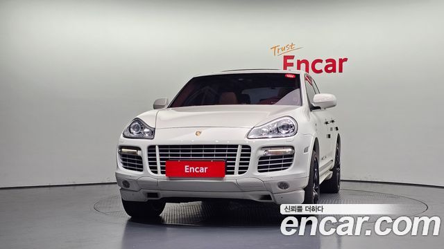 Porsche Cayenne 2010 — photo 3
