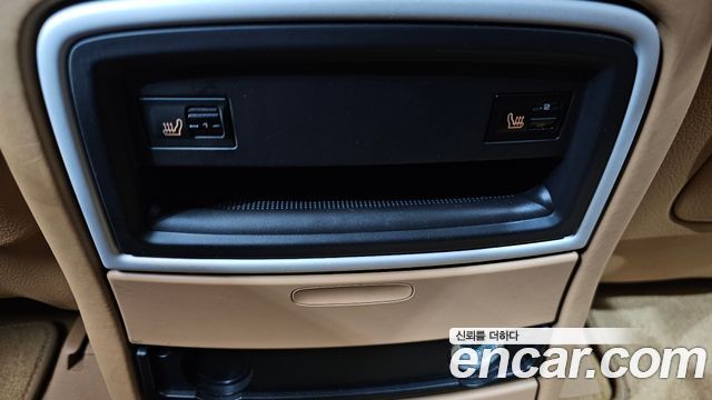 Porsche Cayenne 2010 — photo 19