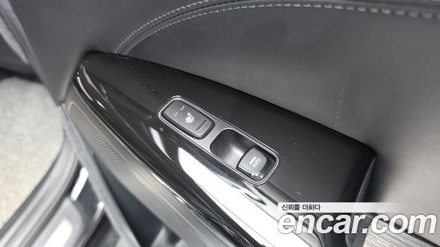 Kia K7 2020 — photo 17