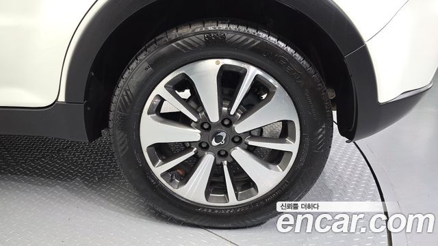 KG Mobility KORANDO 2015 — photo 5