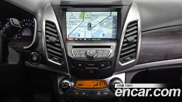 KG Mobility KORANDO 2015 — photo 20