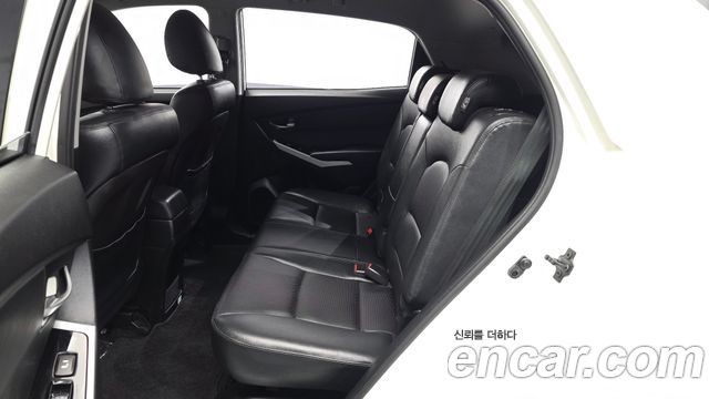 KG Mobility KORANDO 2015 — photo 16