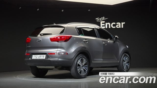 Kia Sportage 2016 — photo 2