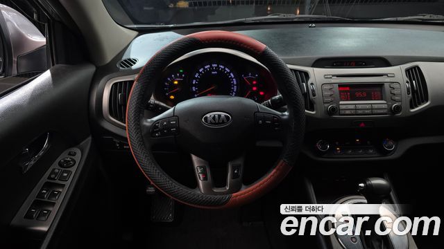 Kia Sportage 2016 — photo 13