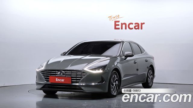 Hyundai Sonata 2022 — photo 1