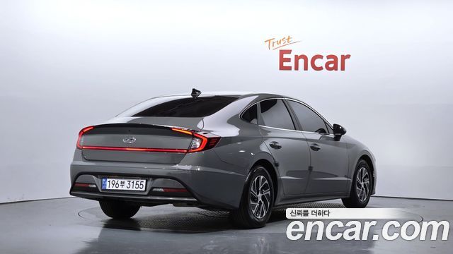 Hyundai Sonata 2022 — photo 2