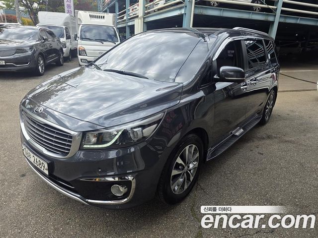 Kia Canival 2017 — photo 2