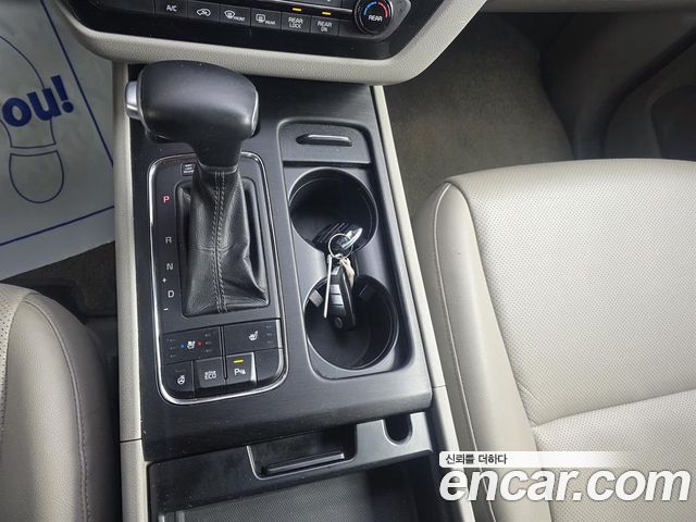 Kia Canival 2017 — photo 9