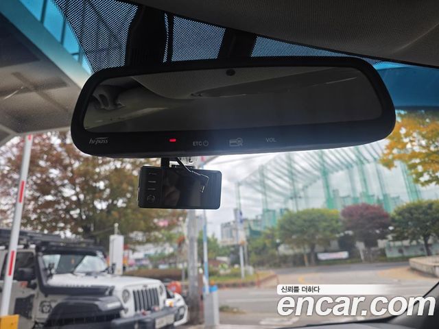 Kia Canival 2017 — photo 13