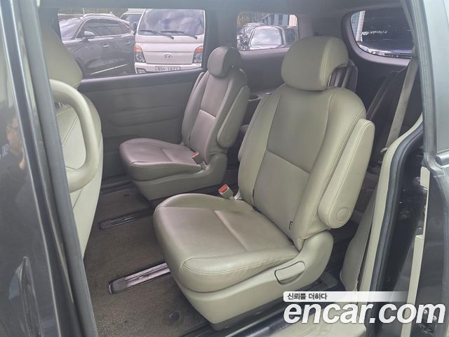 Kia Canival 2017 — photo 15