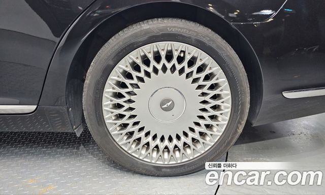 Genesis G90 2019 — photo 7