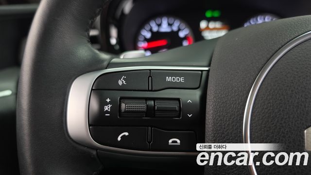 Kia K5 2023 — photo 22