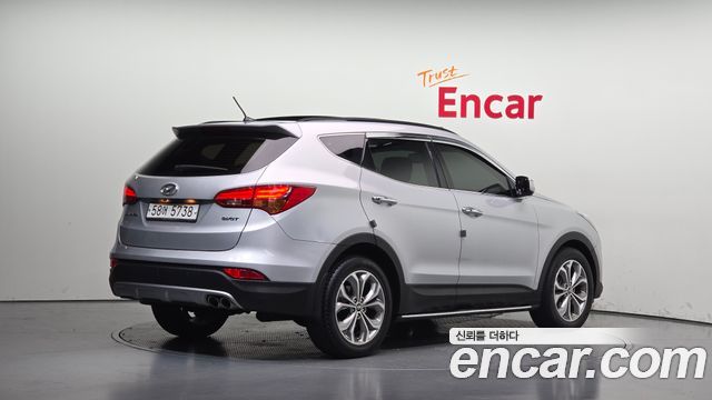 Hyundai Santafe 2014 — photo 2