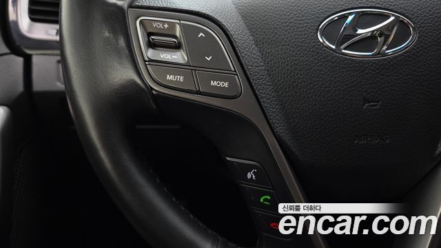 Hyundai Santafe 2014 — photo 24