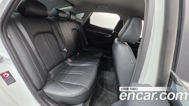 Hyundai Sonata 2020 — photo 18