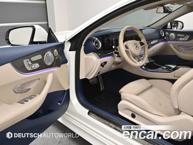 Mercedes-Benz E-Class 2017 — photo 12