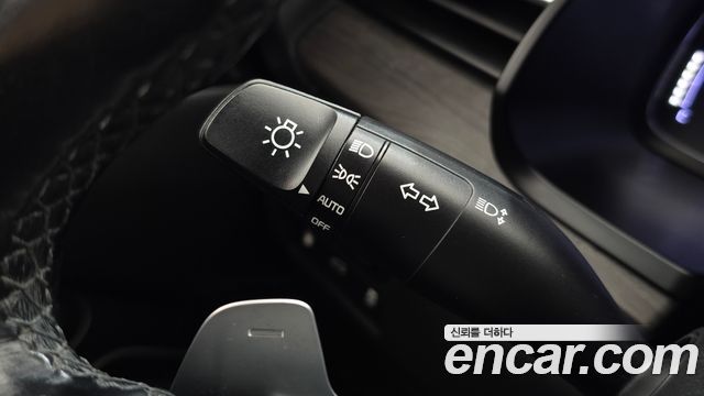 Kia K7 2020 — photo 32