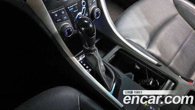 Hyundai Sonata 2012 — photo 9