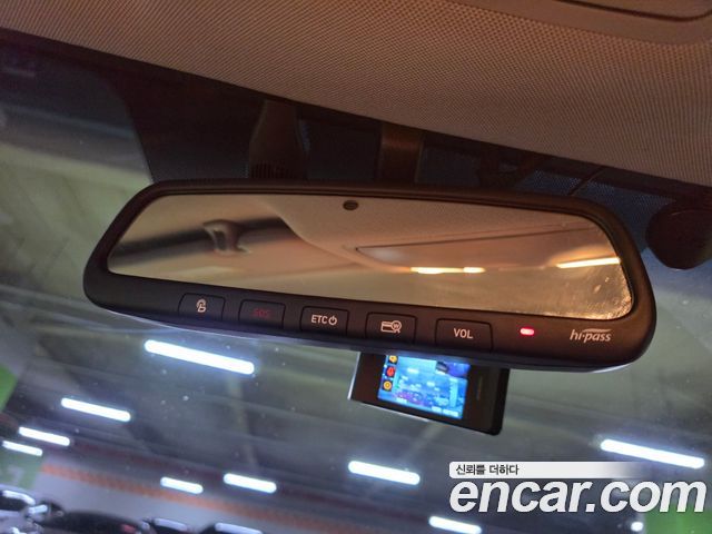 Hyundai AVANTE 2016 — photo 17