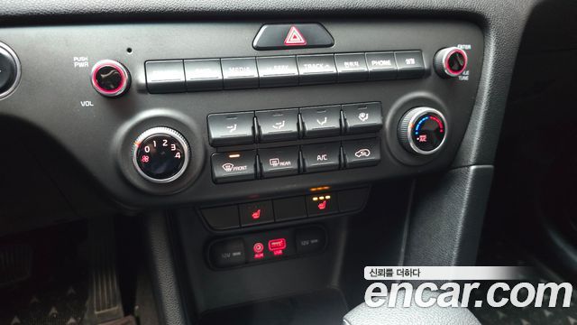 Kia Sportage 2016 — photo 17