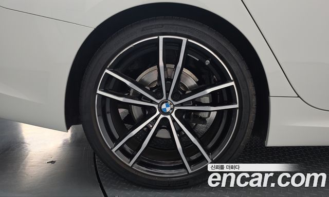 BMW 3-Series 2022 — photo 5