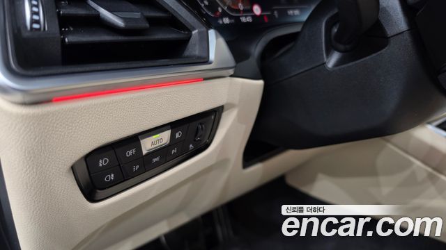 BMW 3-Series 2022 — photo 26