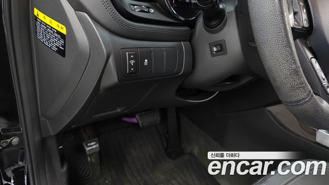 Kia K5 2012 — photo 18