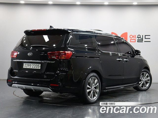 Kia Canival 2019 — photo 3