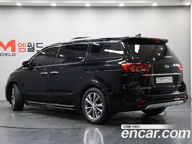 Kia Canival 2019 — photo 4