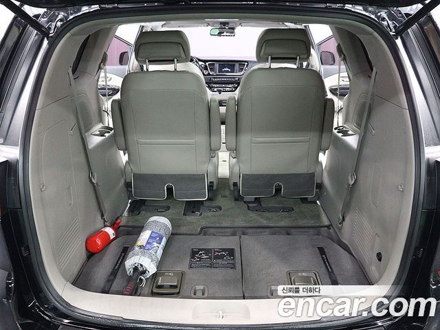 Kia Canival 2019 — photo 5