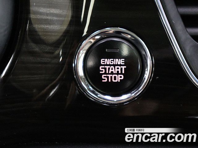 Kia Canival 2019 — photo 11