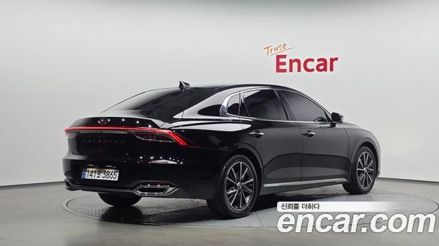 Hyundai Grandeur 2023 — photo 2