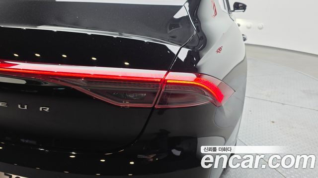 Hyundai Grandeur 2023 — photo 9