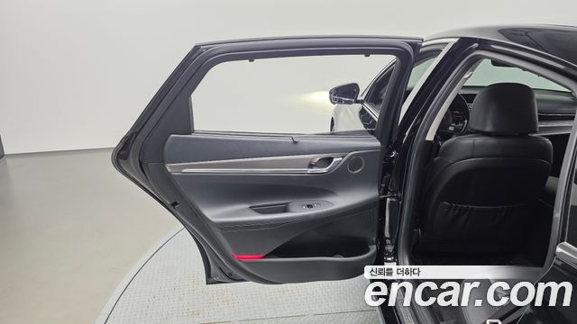 Hyundai Grandeur 2023 — photo 15