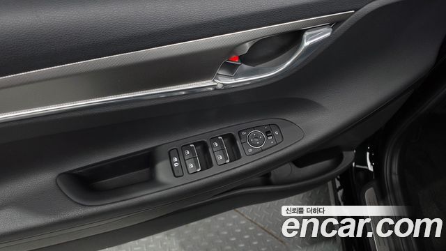 Hyundai Grandeur 2023 — photo 36
